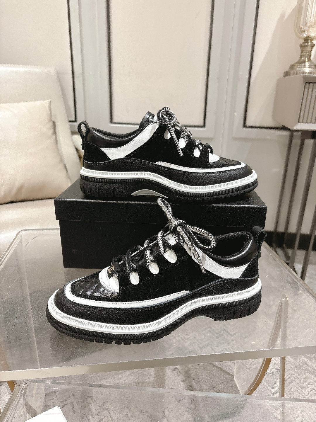 Women's high heels